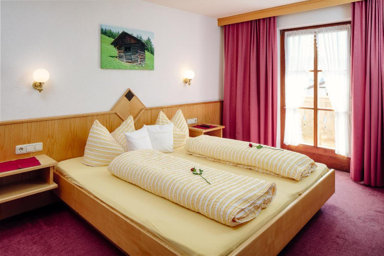 Hotel Appartement Platzergasse Fiss Exterior photo
